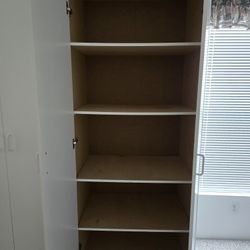 Cabinets 