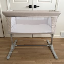 BABY JOY Baby Bedside Crib, Portable Travel Sleeper Bed Side Bassinet w/Carrying Bag
