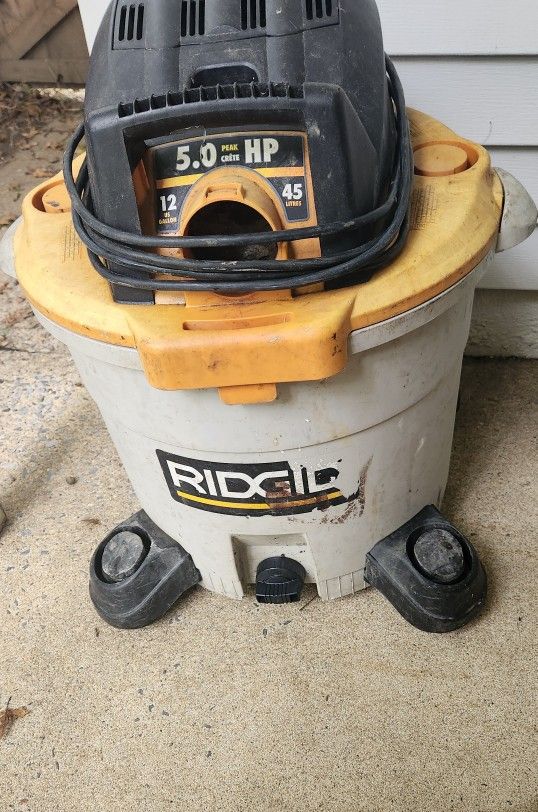 RIDGID Wet/Dry Shop Vacuum.
Asking