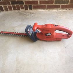 Black And Decker Hedge Trimmer Like New Condition