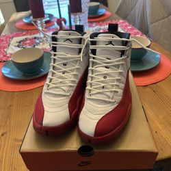 Air Jordan 12 Retro/ Mens Size 10 