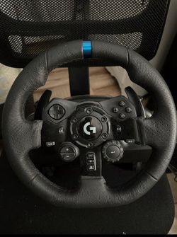 Logitech G923 Trueforce wheel