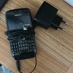 FREE E71 Working Phone With Charger