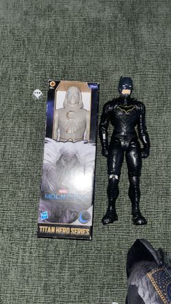 Marvel Moon Knight Titan Hero Series Action Figure and Batman Lot