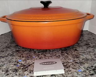 9 QT Vtg 35 French Volcanic Flame/Sun Set Color Chasseur Enameled Cast Iron Oval Dutch Oven Booklet