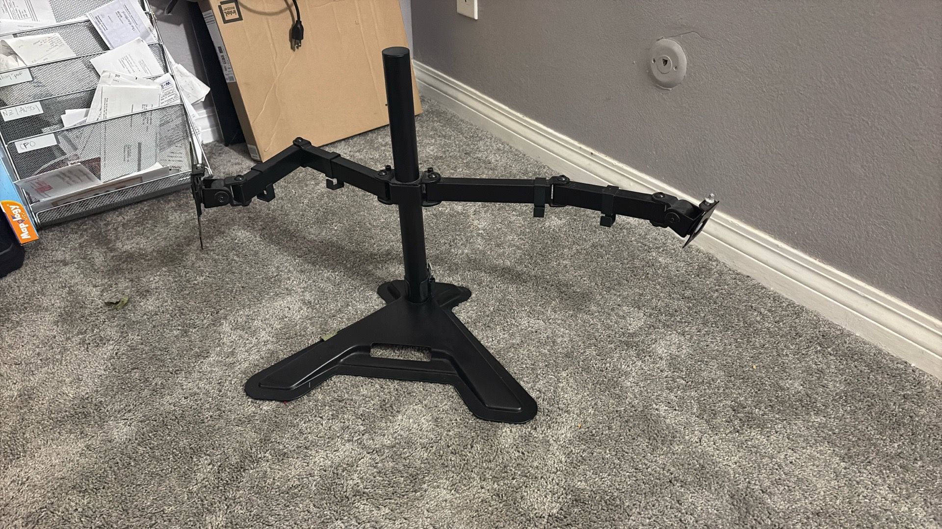 metal dual-monitor stand