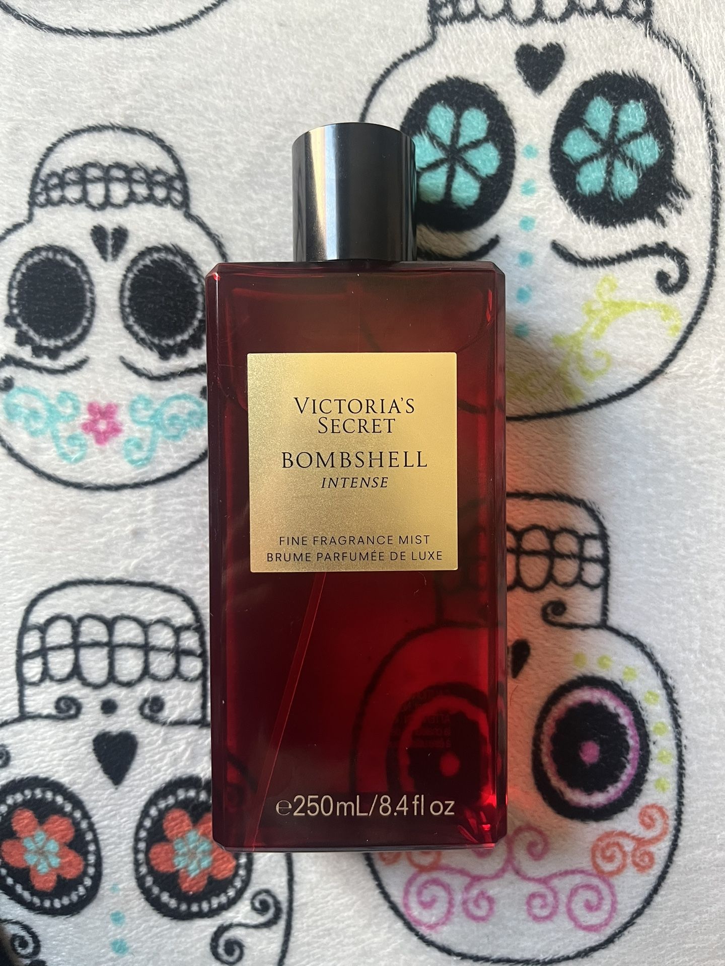 Victorias Secret Bombshell intense perfume