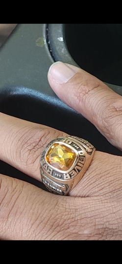 10k gold corporate ring