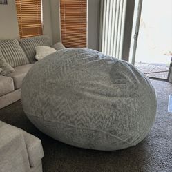 SUPER SUPER  HUGE BEAN BAG 