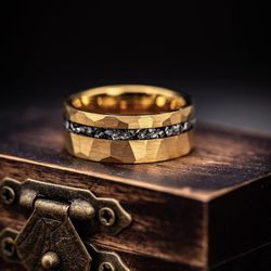 18K Gold Men’s Wedding Band Ring w/ Genuine Meteorite 