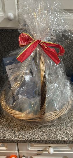 Relaxing Self- Care Package, Heating Pad, Eucalyptus Bath Salts, Body Wash,Lotion, Oil Mist