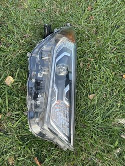 OEM 2019 2020 2021 TOYOTA RAV4 LED HEADLIGHT HYBRID