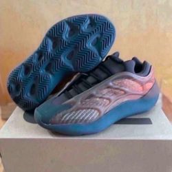 Adidas Yeezy 700 V3 Sz 6 Copper Fade Brand New