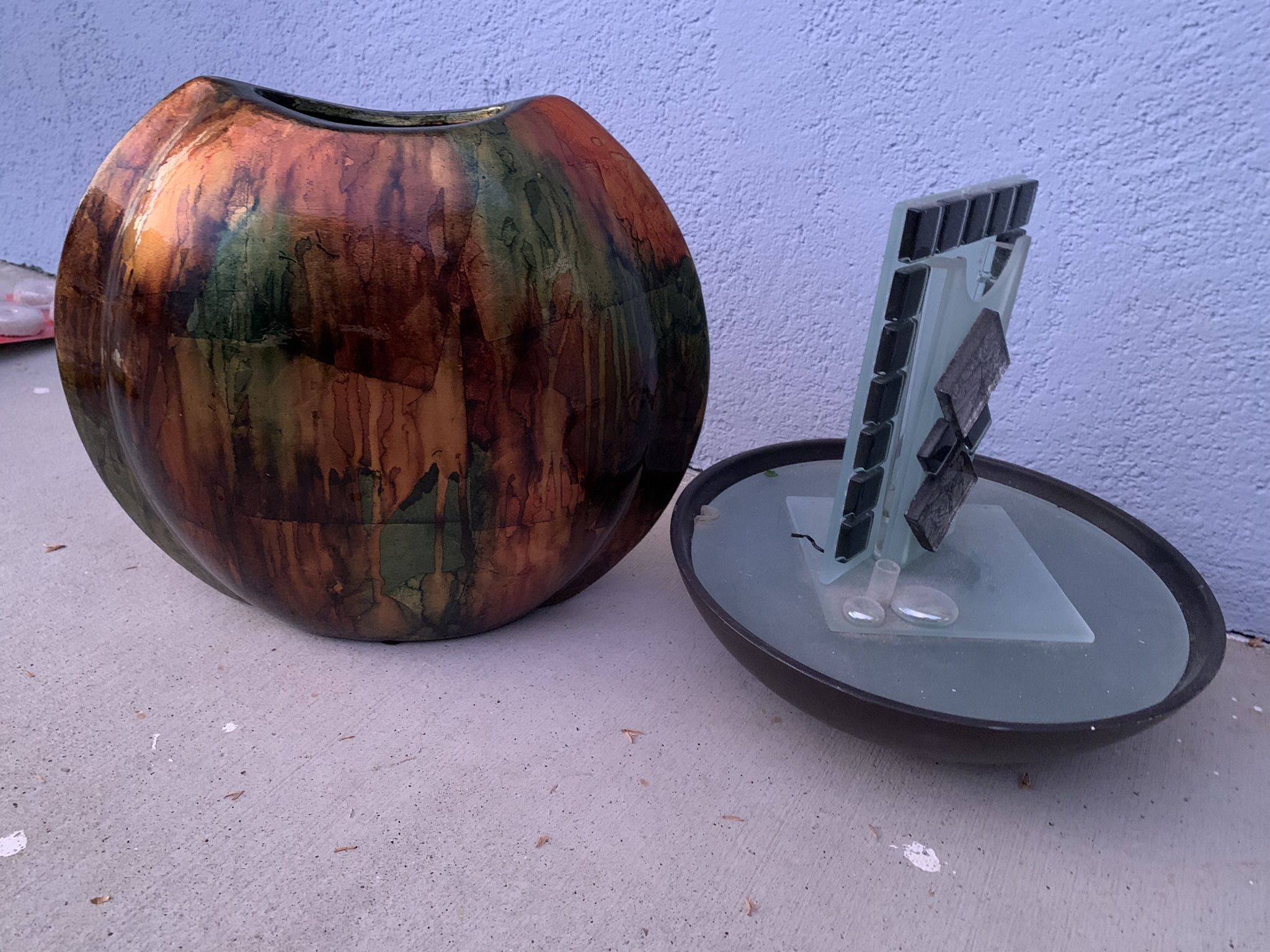 Vase & Mini Water Fountain 