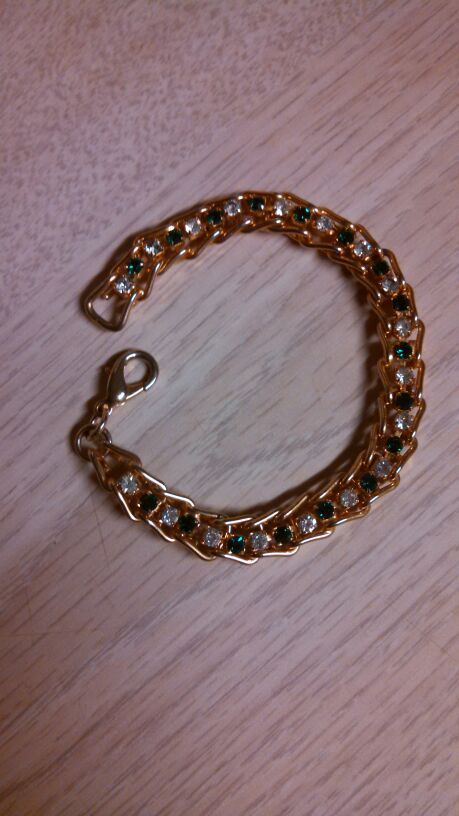 Green&white gems in gold bracelet