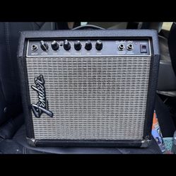 Fender Bullet Amp PR241