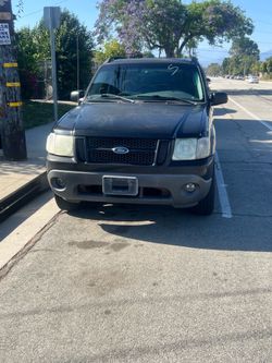 2004 Ford Explorer
