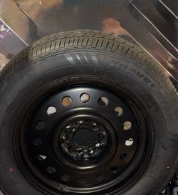 Tire: Travelstar UN106 All-Season (P225/60R17)