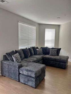 🔥 Gray Oversized U-Shaped Sectional Sofa Couch with Double Chaise & Pillows • Pickup & Delivery🚚