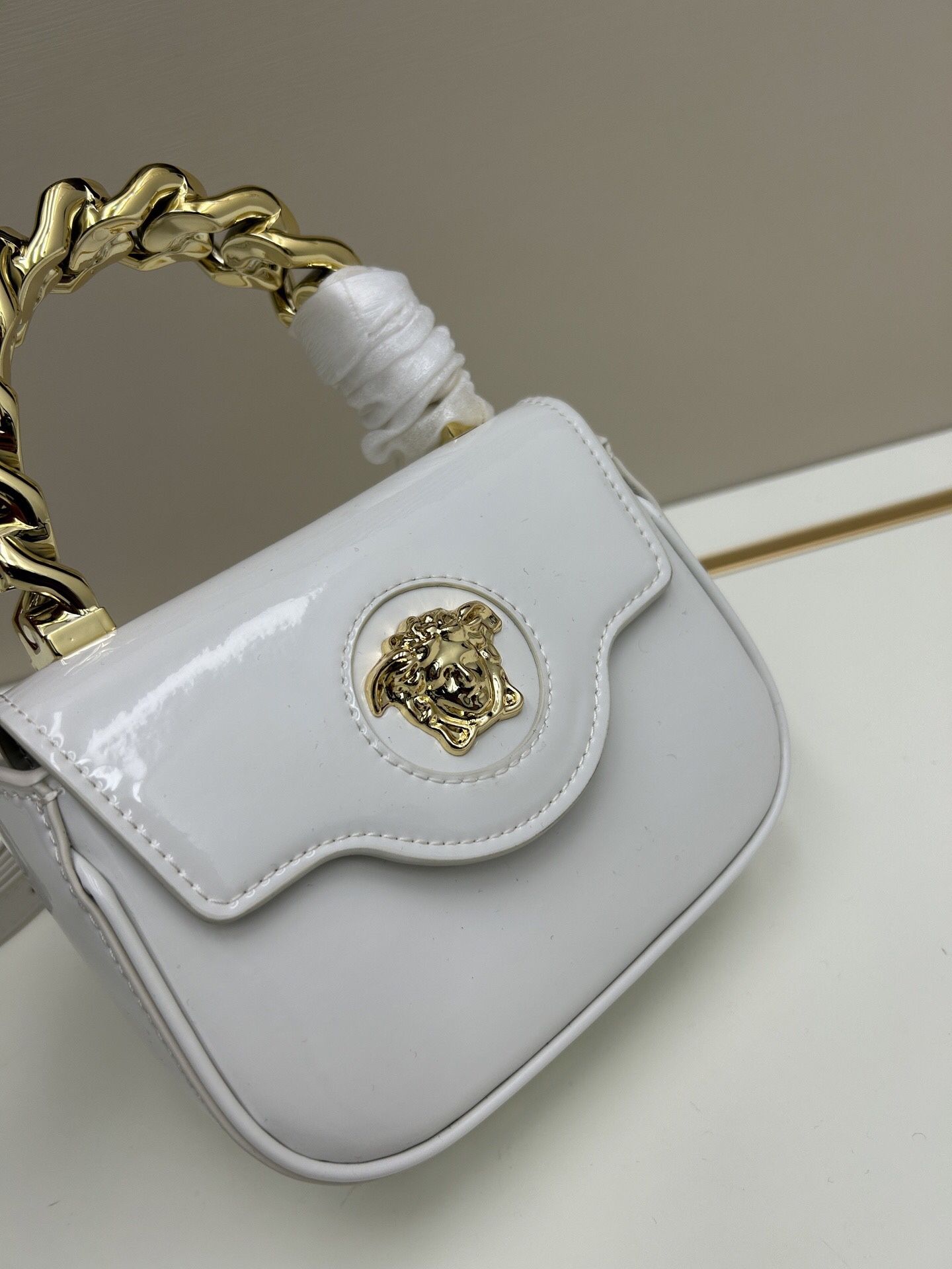 Versace Xiang Xiao's bag