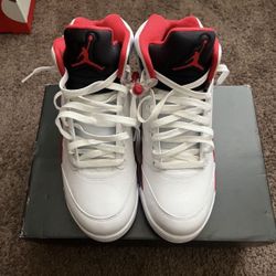 Brand New Never Worn Size 10