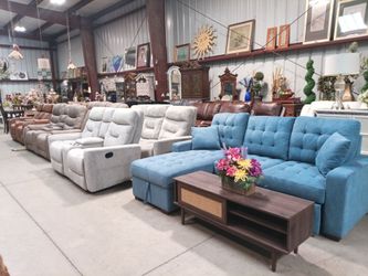 Living Room Sets, Sofas, Couches, Recliners, Accent Chairs and More!