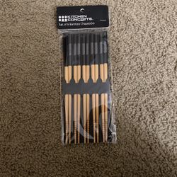 Reusable Set Of 5 Bamboo Chopsticks 