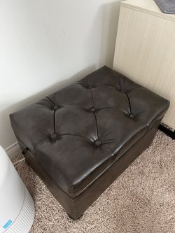 Leather Ottoman – (20x15x12in) Price Dropped Last Chance!!