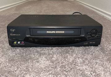 Philips Magnavox VHS VCR Player