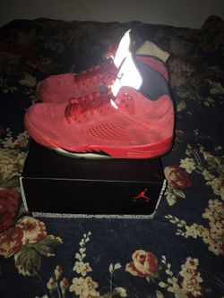 Retro suede 5s size 8