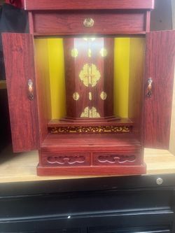 Shrine cabinet