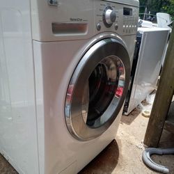 LG All-in-one Compact