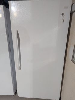 Frigidaire 20 cu ft freezer upright
