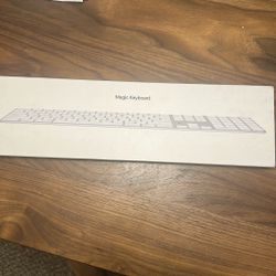 Magic Keyboard (Bluetooth)