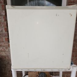10.00 BLOW-UP SALE