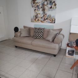 Sofa Very Good Condition No Stains