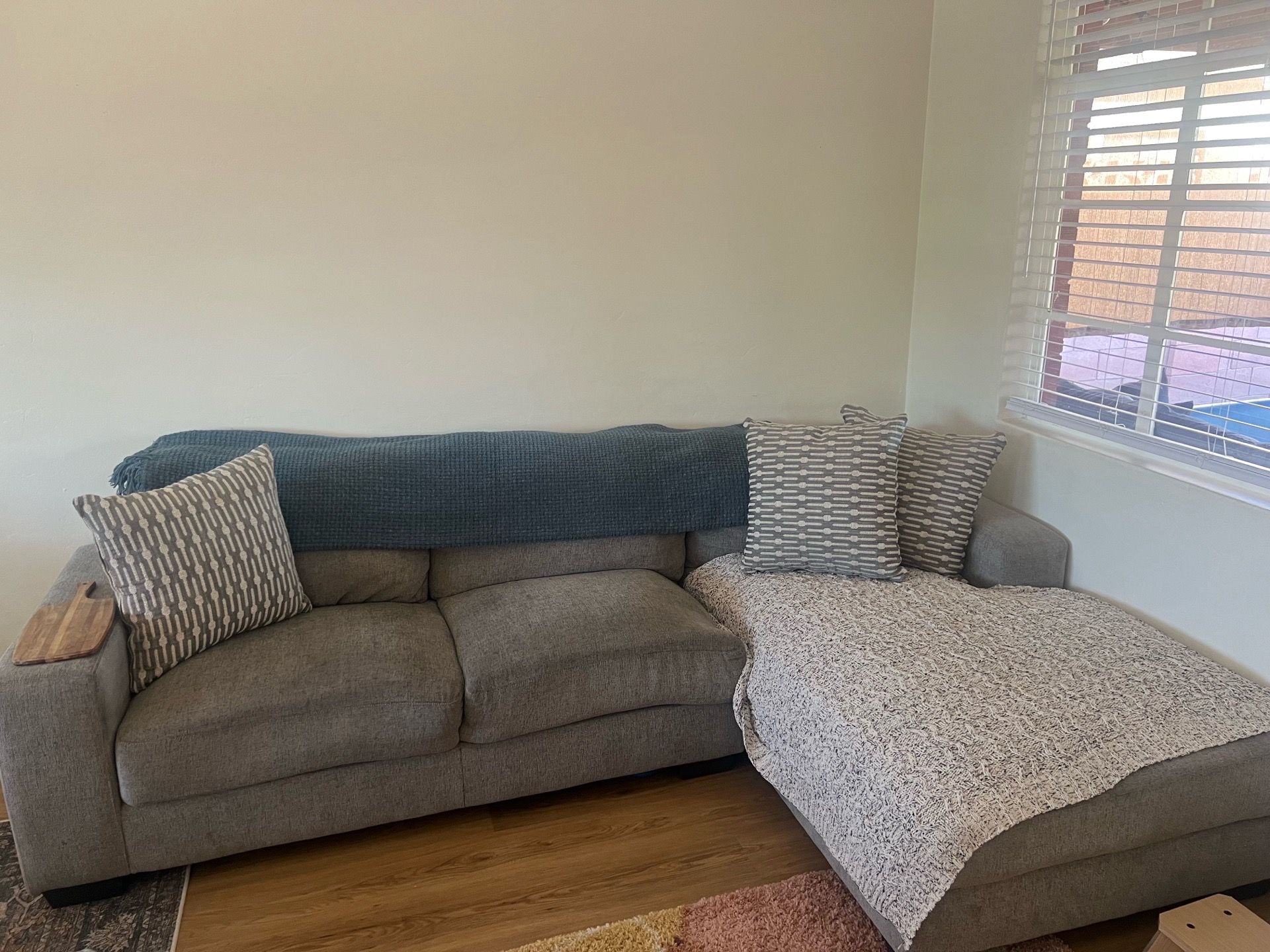 Sectional couch, NEED GONE TODAY!