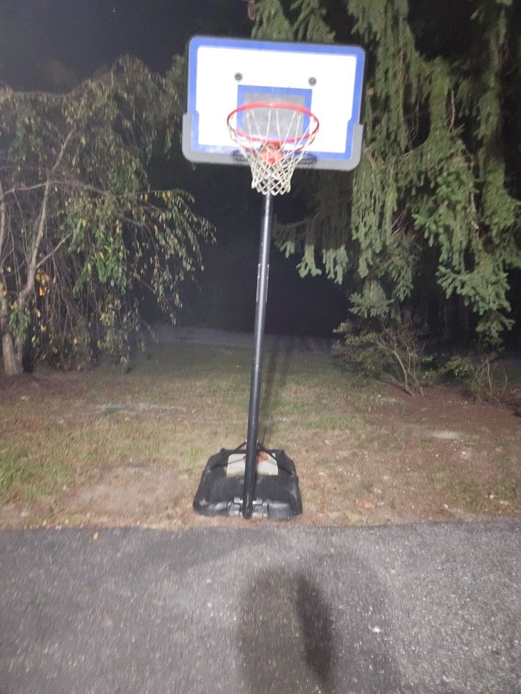 basketball Hoop For sale