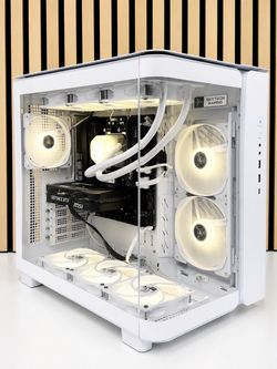 White Gaming PC RTX 5060 8GB / Ryzen 5 7500X3D / 16GB DDR5 / 1TB SSD