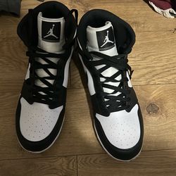Jordan 1 mid td cleat black and white