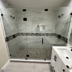 Glass Shower Enclosure 