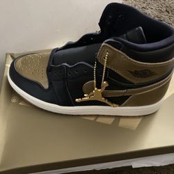 Jordan 1 Retro High Og Metallic Gold GS 6.5