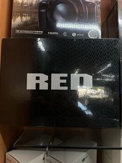 RED DIGITAL CINEMA KOMODO-X 6K Digital Cinema Camera (Canon RF, Black)