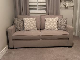 PULL OUT SOFA. Like New!