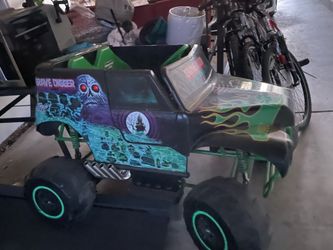 Monster truck