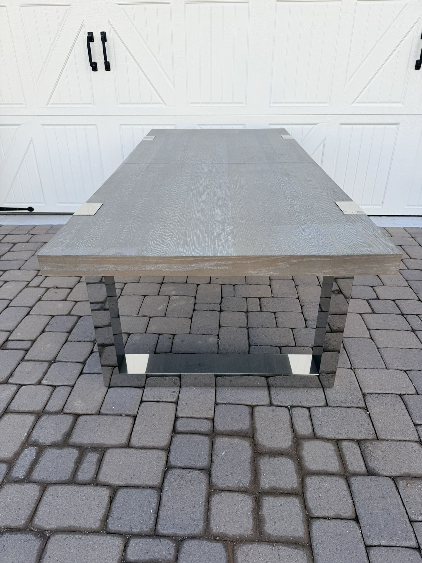 Table With (6) Chairs