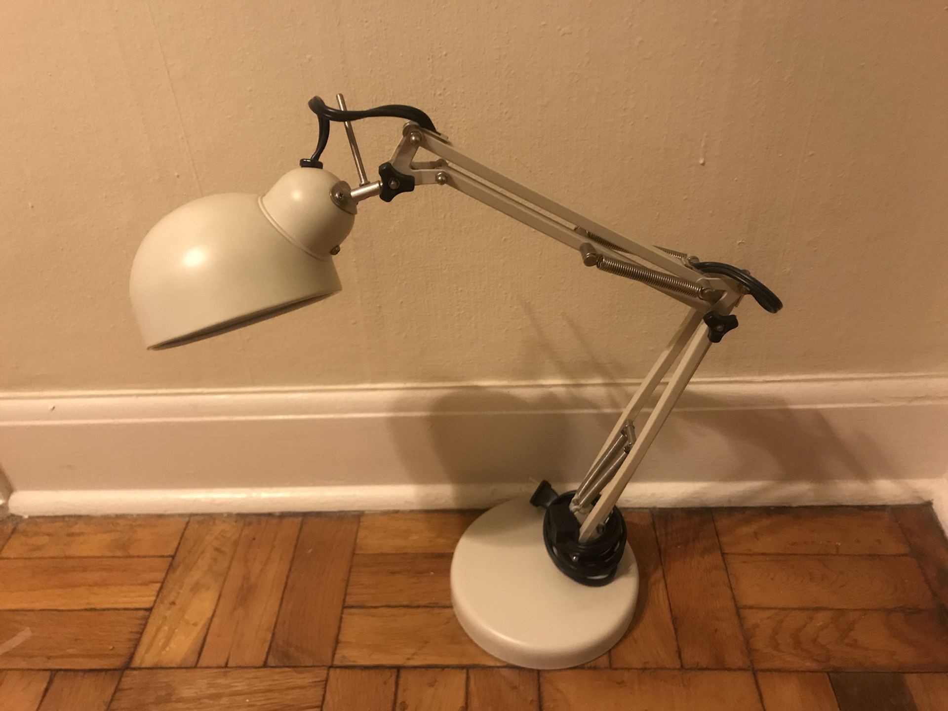 Like New Adjustable Pharmacy Desk Lamp Task Lamp Table Lamp Mcm