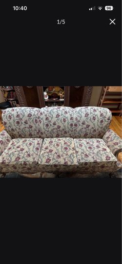Vintage Floral  Couch