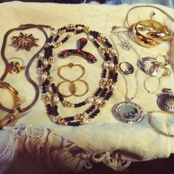 Vintage Gold Colored Huge Untested Assorted Jewelry Lot
