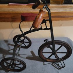 Vintage Tricycle For Dolls